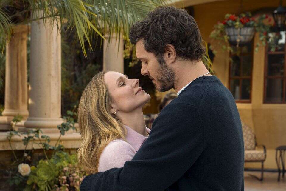 אדם ברודי, קריסטן בל, "רק לא זה" עונה 3 , Katrina Marcinowski/Netflix