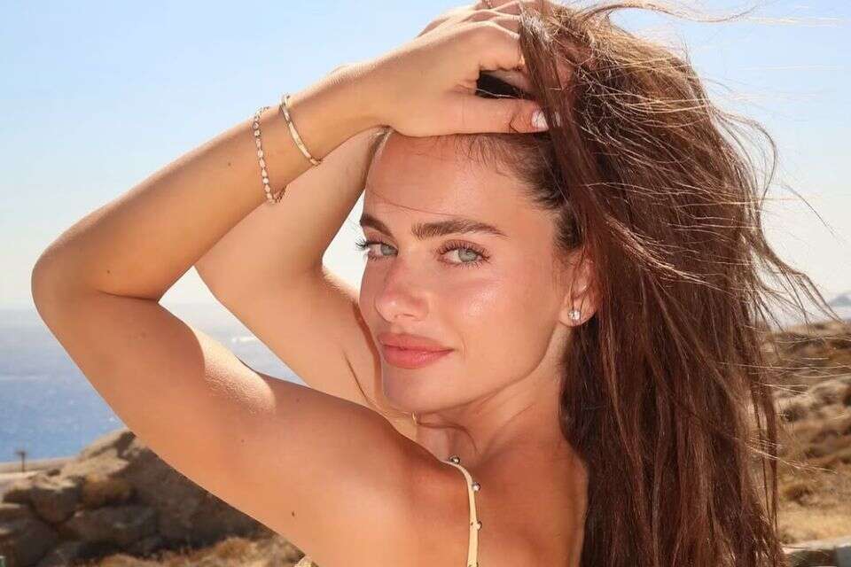יעל שלביה מודה , אינסטגרם
