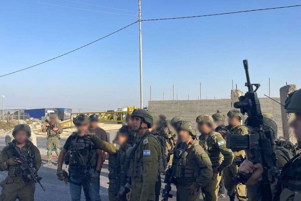 מפקד אוגדה 98, תא"ל מני ליברטי, וכוחות צה"ל בזירת הפיגוע , דובר צה"ל