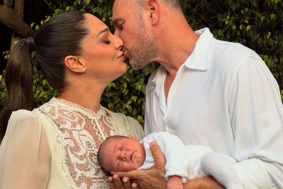 מעיין אדם יחד עם בעלה ובנה עיתו , אינסטגרם