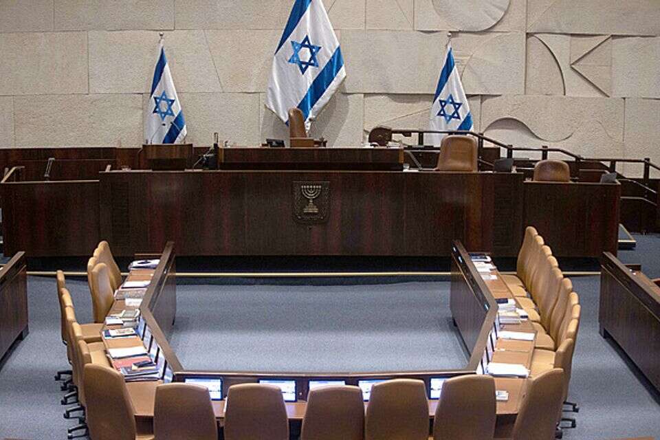 שולחן הממשלה במליאת הכנסת , אורן בן חקון