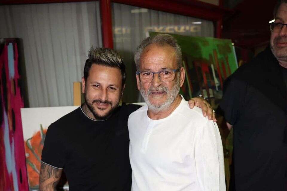 יעקב בוזגלו ובנו, אוהד בוזגלו , פייסבוק - יעקב בוזגלו