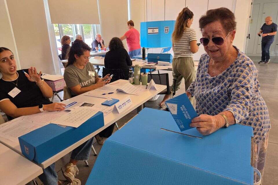 שינוי בהנחיות בקלפיות , יהונתן שאול