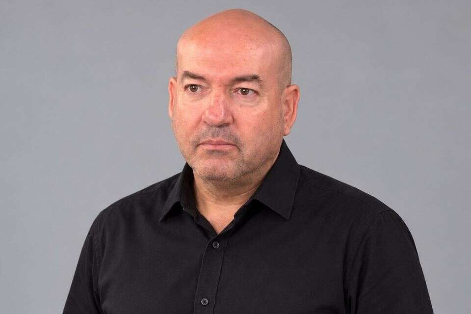 אייל ברקוביץ' , ללא