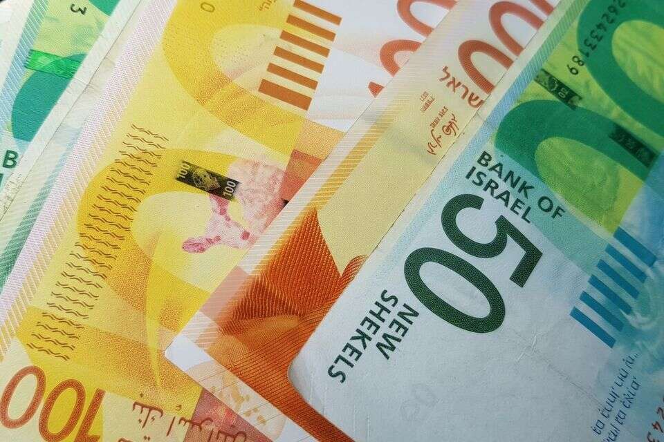 הטבת מס הקנייה על רכב חשמלי מוארכת עד פברואר 2027 , ג'מיני