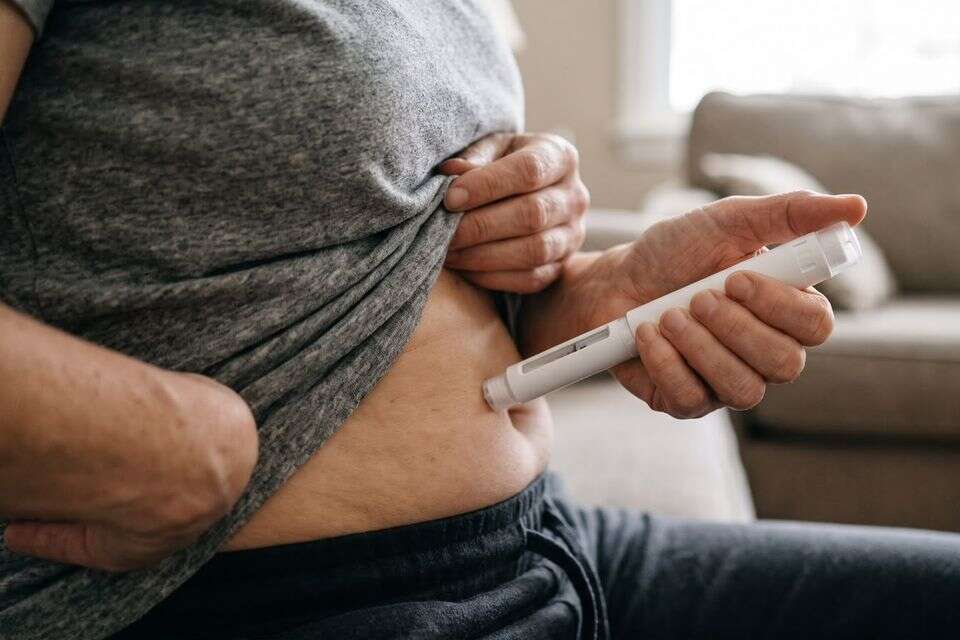 זריקת הרזיה , אילוסטרציה. קרדיט AI
