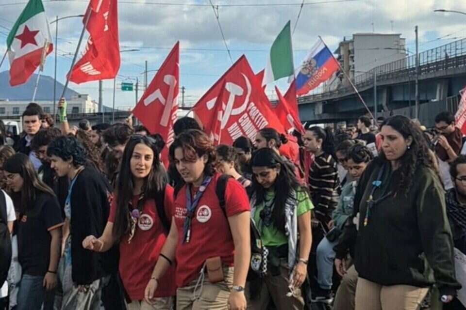 עשרות אלפי בני אדם השתתפו במחאות ביותר מ־40 ערים באיטליה , Reuters